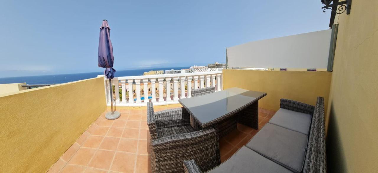 Ocean Front Teneriffa 2 Bedroom Penthouse カジャオ・サルバヘ エクステリア 写真