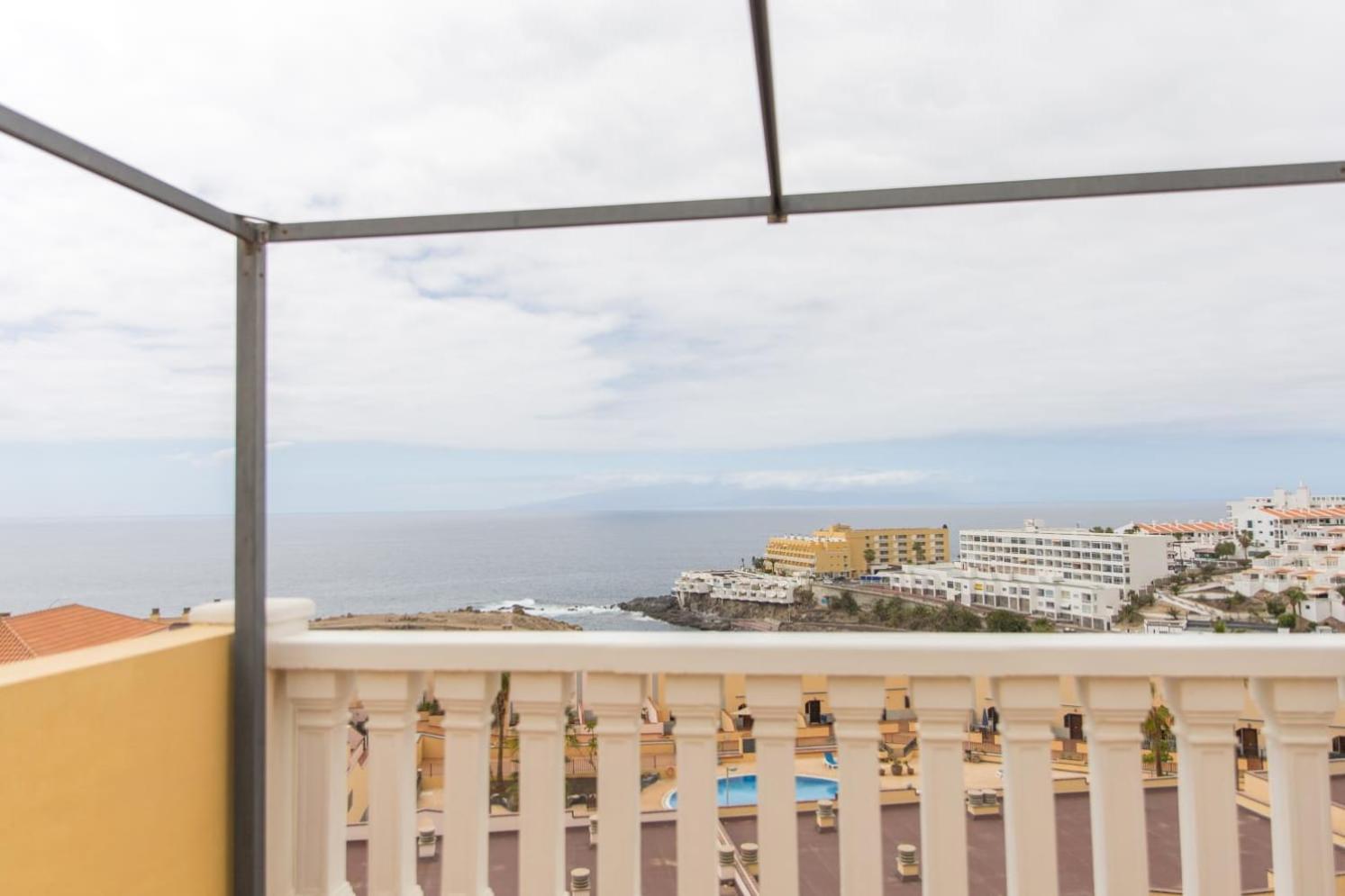 Ocean Front Teneriffa 2 Bedroom Penthouse カジャオ・サルバヘ エクステリア 写真