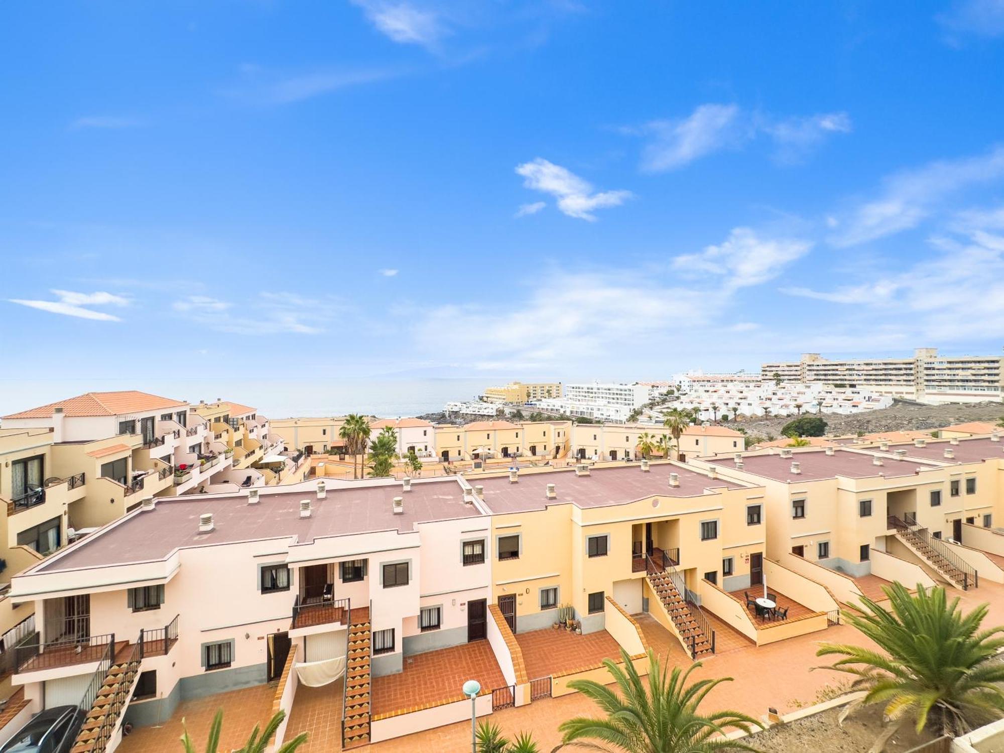 Ocean Front Teneriffa 2 Bedroom Penthouse カジャオ・サルバヘ エクステリア 写真
